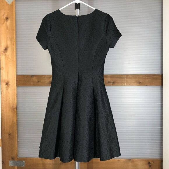 Sz 4 Banana Republic Dots Black Ponte Pleated V-Neck Fit &‎ Flare S/S Midi Dress - Picture 7 of 10